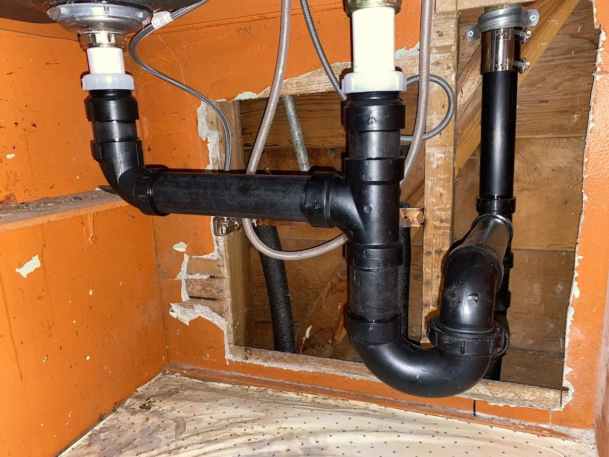 Professional Pipe Bursting equipment and tools on the job in Texarkana